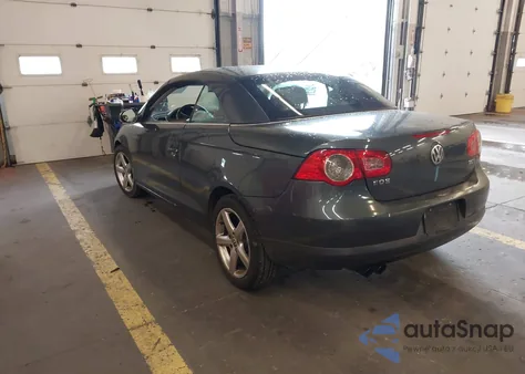 2007 Volkswagen Eos 2.0T z USA, uszkodzony, nr VIN WVWDA71FX7V032008